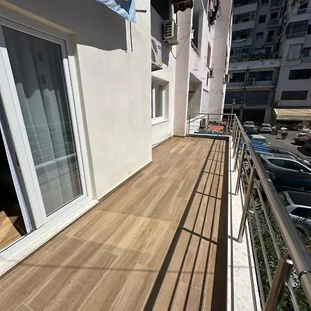 Finesse * Durres